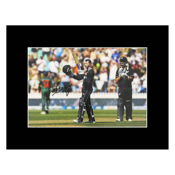 Devon Conway Autograph Photo Display 16x12 - New Zealand Cricket Icon