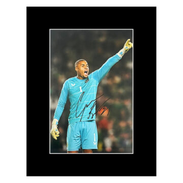 Gavin Bazunu Autograph Photo Display 16x12 - Republic of Ireland Icon