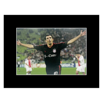 Roy Makaay Autograph Photo Display 16x12 - Bayern Munich Icon