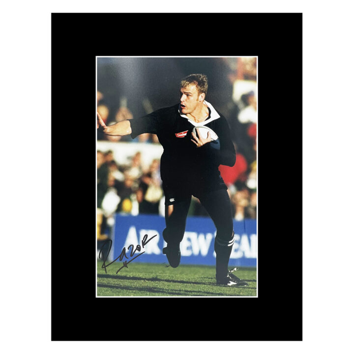 Signed Scott Robertson Photo Display - 16x12 All Blacks Icon