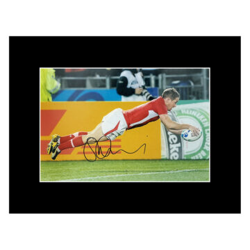 Signed Shane Williams Photo Display - 16x12 Wales Rugby Autograph