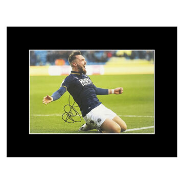 Tom Bradshaw Autograph Photo Display 16x12 - Millwall Icon