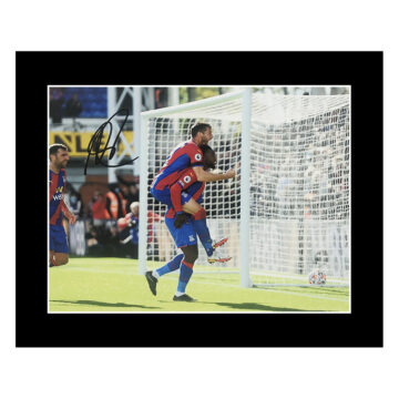 Signed Jeffrey Schlupp Photo Display - 12x10 Crystal Palace Icon