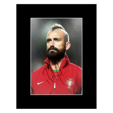 Signed Raul Meireles Photo Display - 16x12 Spain Icon