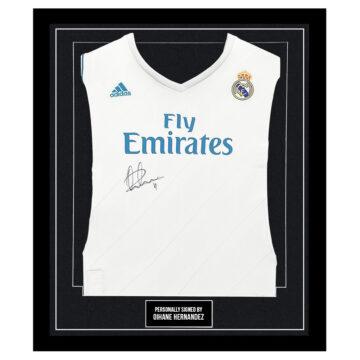 Framed Oihane Hernandez Signed Shirt - Real Madrid Autograph