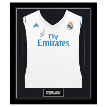 Signed Athenea del Castillo Framed Shirt - Real Madrid Femenino Icon