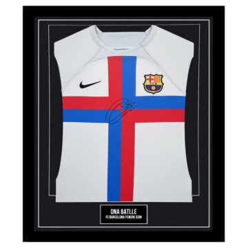 Signed Ona Batlle Framed Shirt - FC Barcelona Femeni Icon